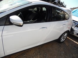 2013 Ford Focus SE White 2.0L AT 2WD #F22037